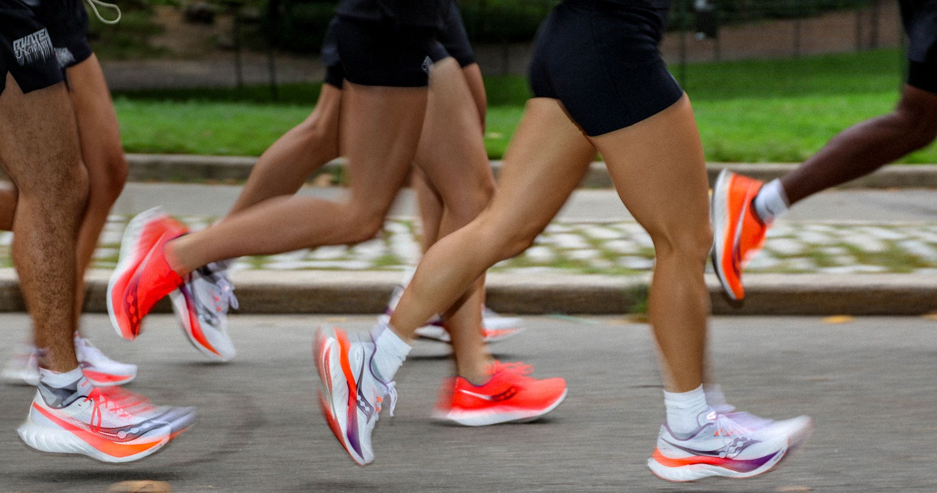 Saucony running clothes deals