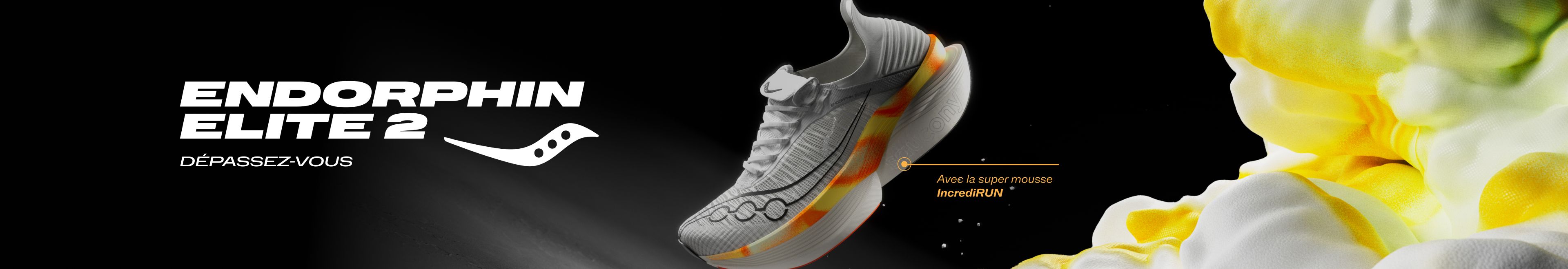 Chaussure blanche, jaune et orange.