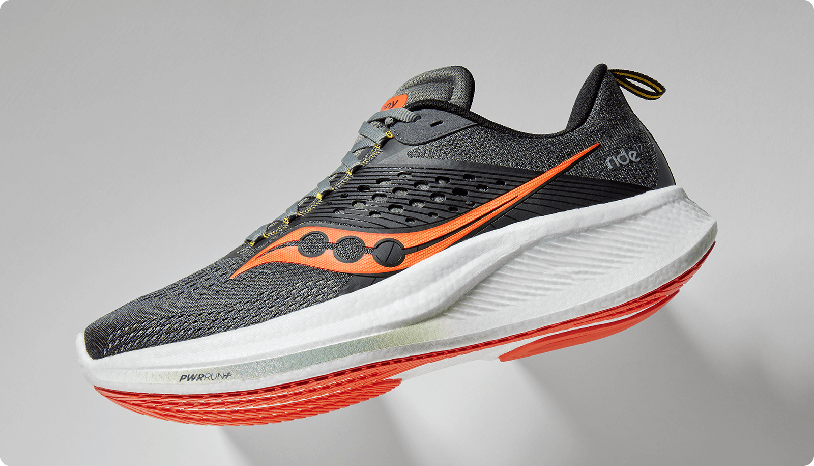 A close up of a Saucony Ride 17 running shoe.