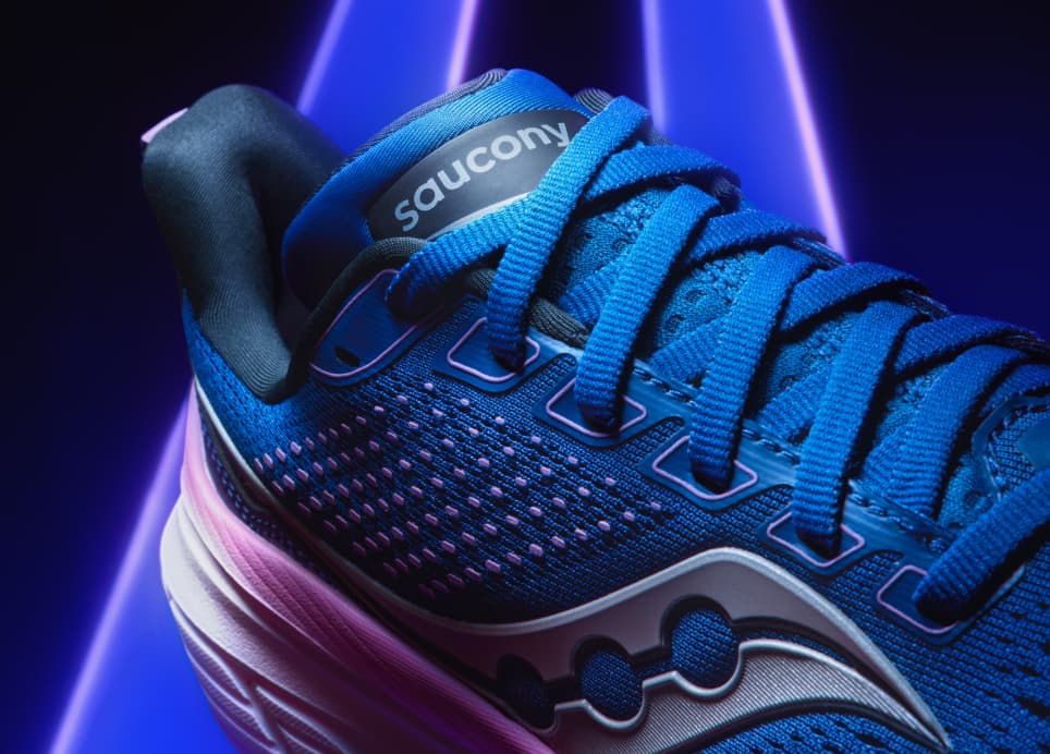 Women's Guide 17 Running Shoes Wide Saucony