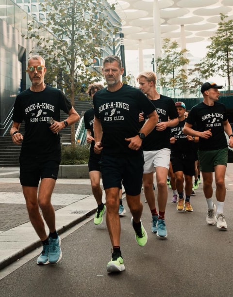 Sock a knee run club