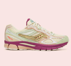Various Saucony shoes