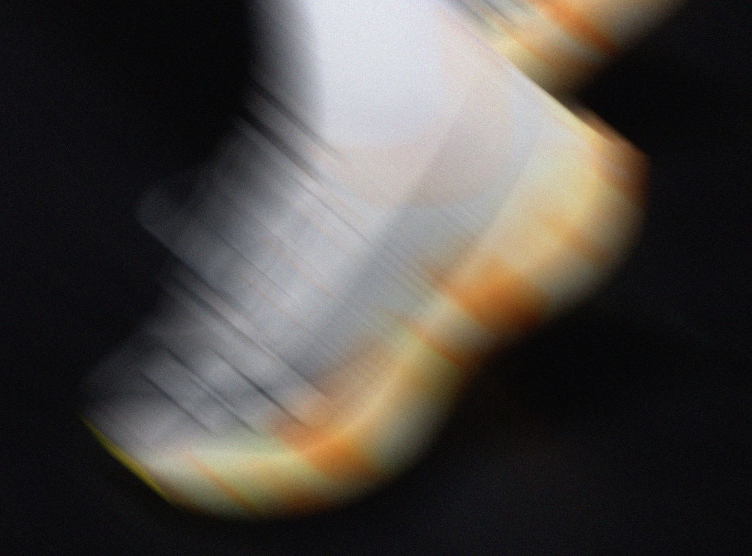 a blurry image of a white object