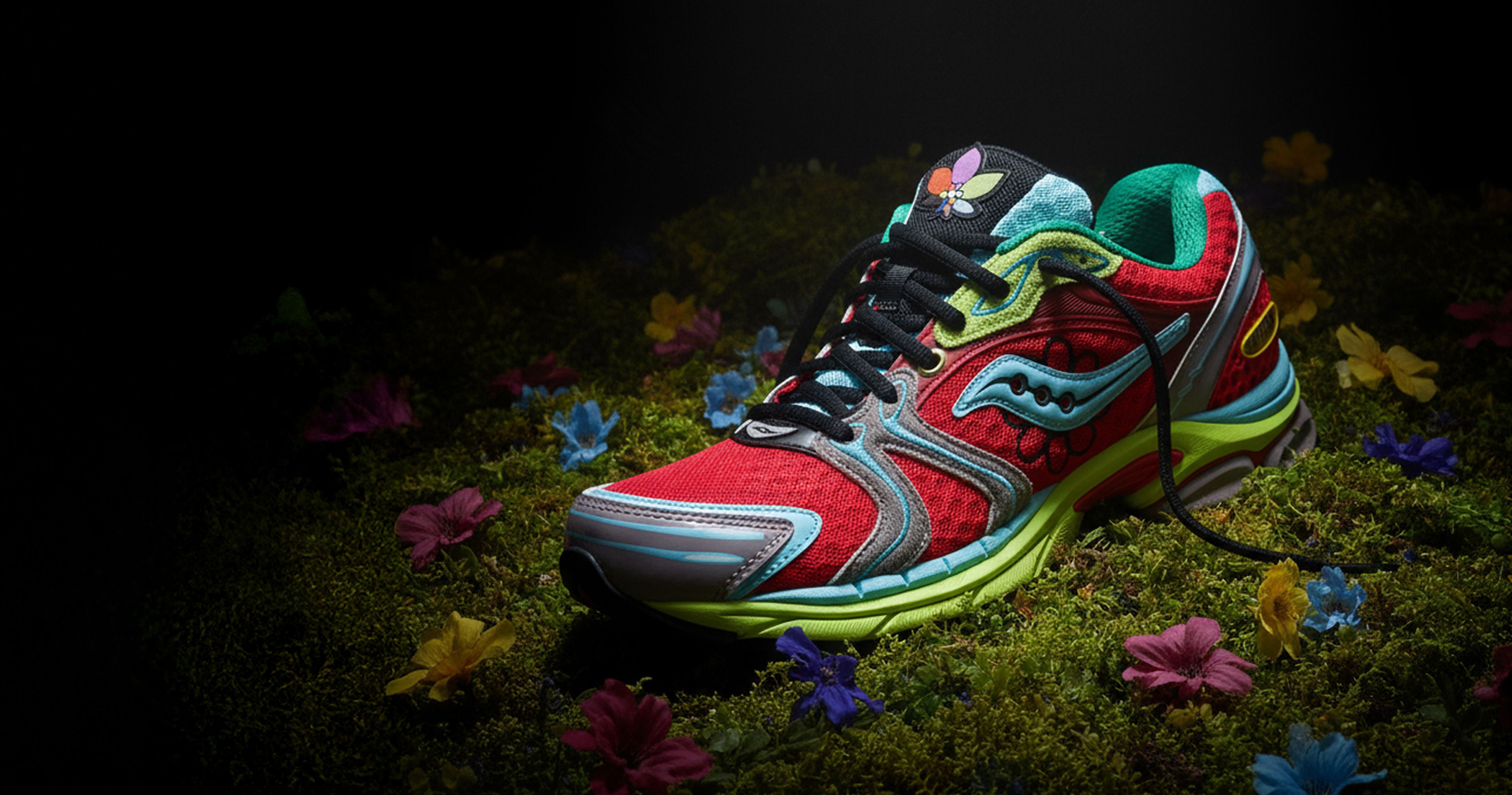 Shop Jae Tips x Saucony ProGrid Triumph 4