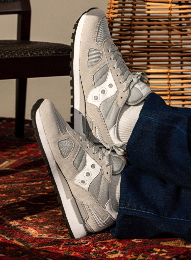 Saucony sneakers hot sale mens silver