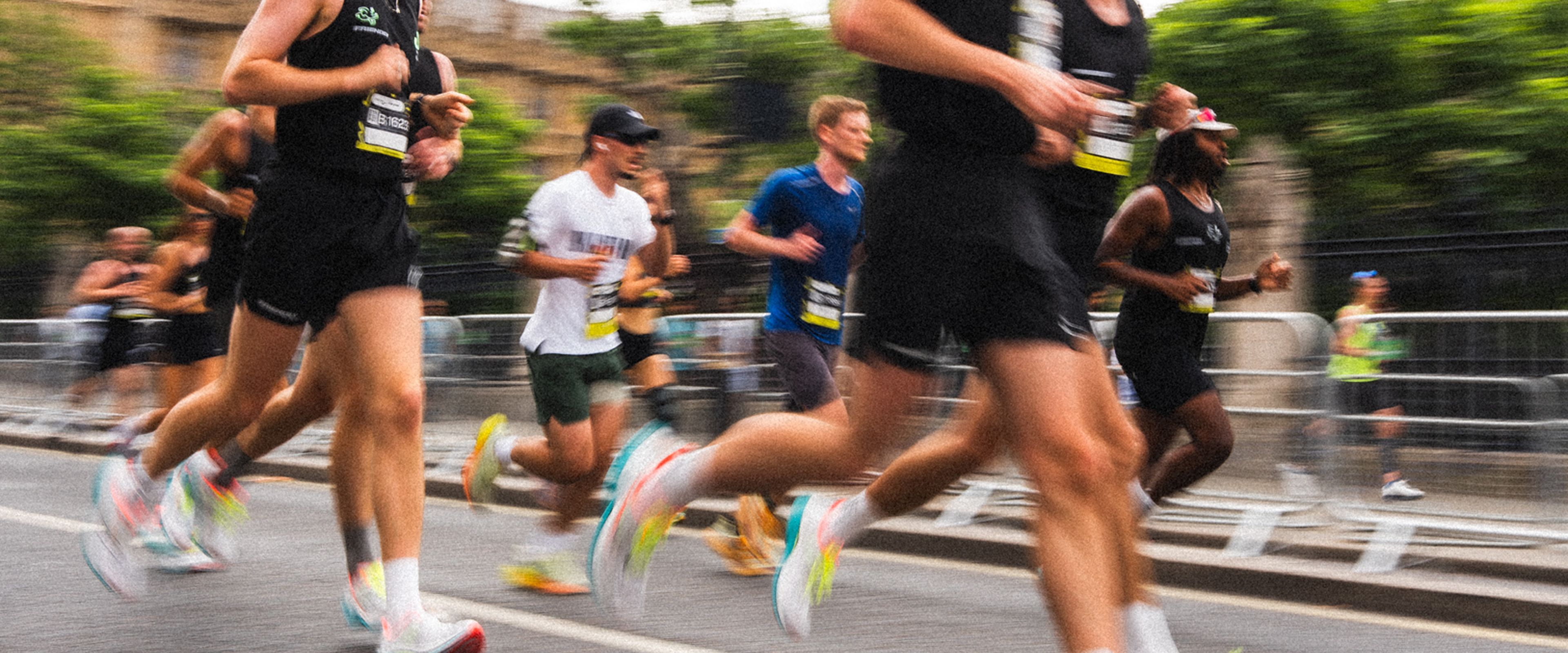 People running at a saucony event.