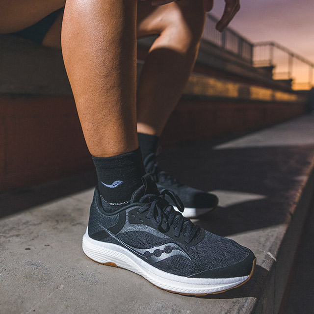 saucony i