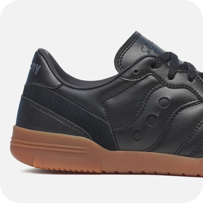 Leather 586i PDP Product Image 3