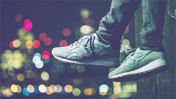 saucony lifestyle shoes