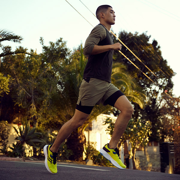 saucony trail shoes
