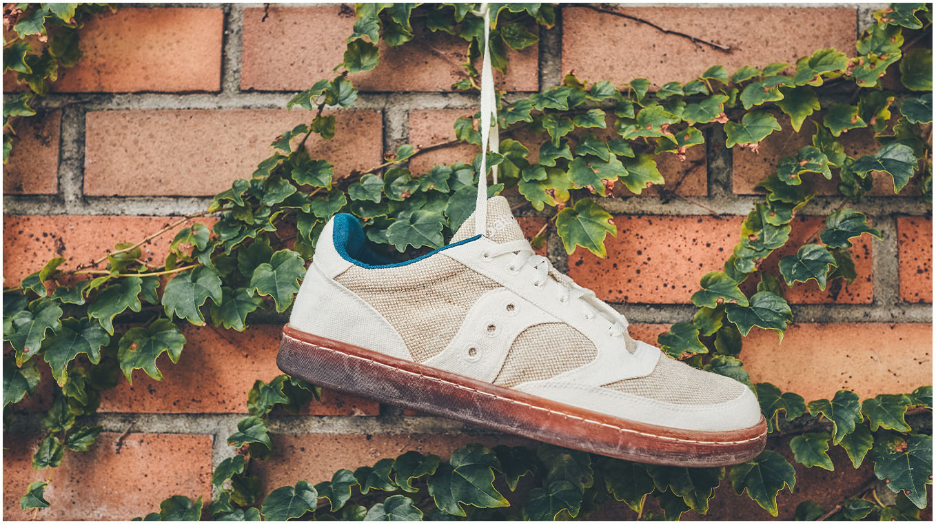 saucony shoes canada online