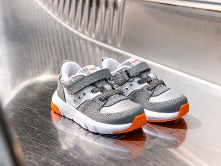 Saucony shoe dealers clearance