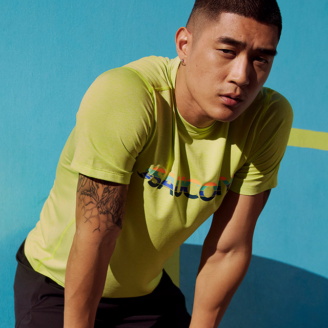shop saucony shoes