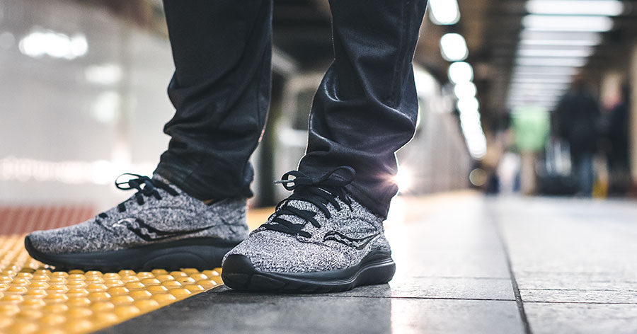 saucony life on the run joggers