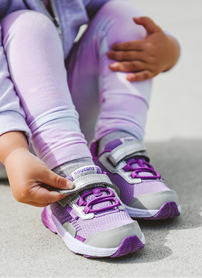 saucony infant shoes