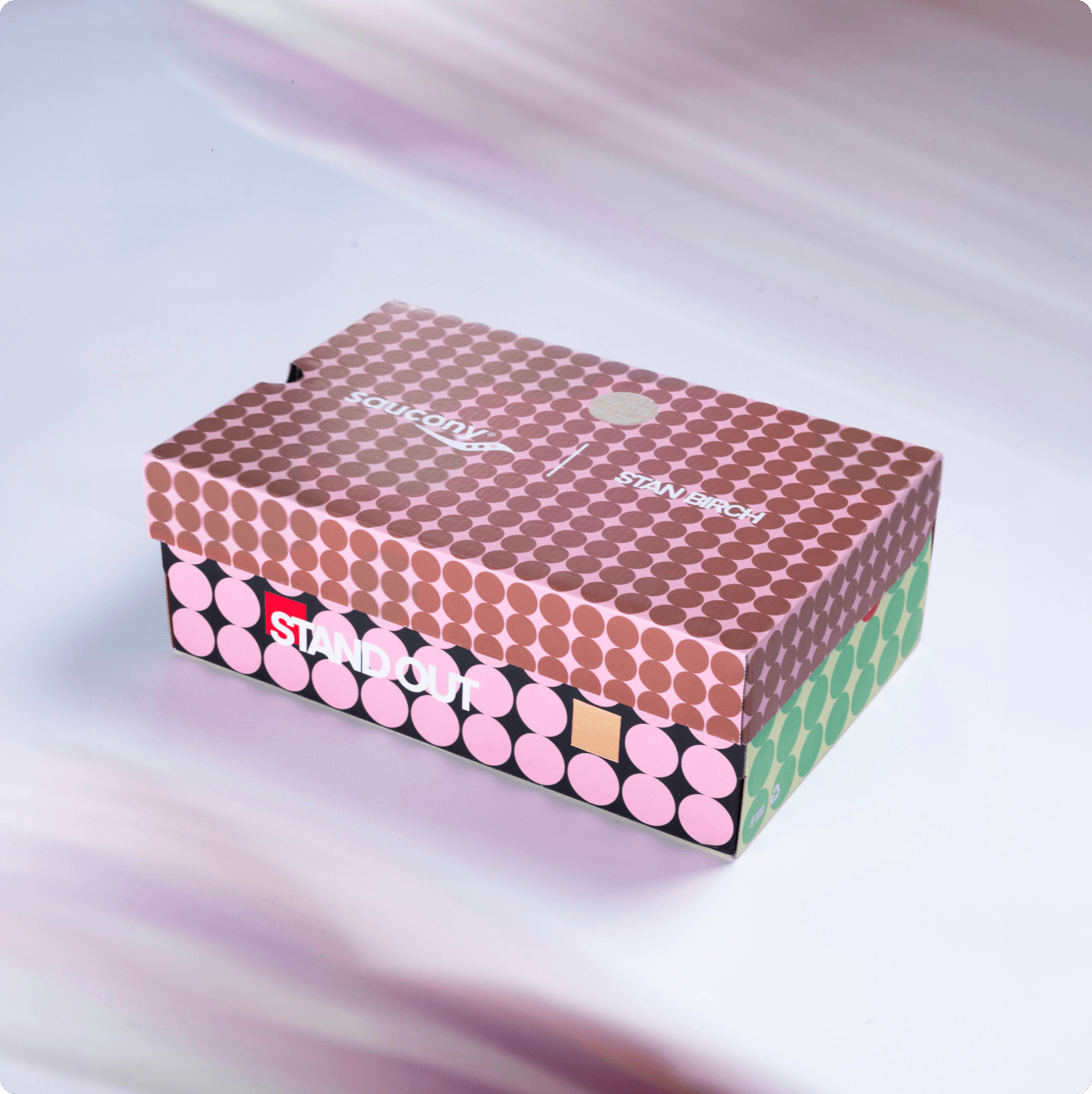 Saucony x Stan Birch ProGrid Guide 7 packaging featuring the collaboration's “Stand Out” pattern.