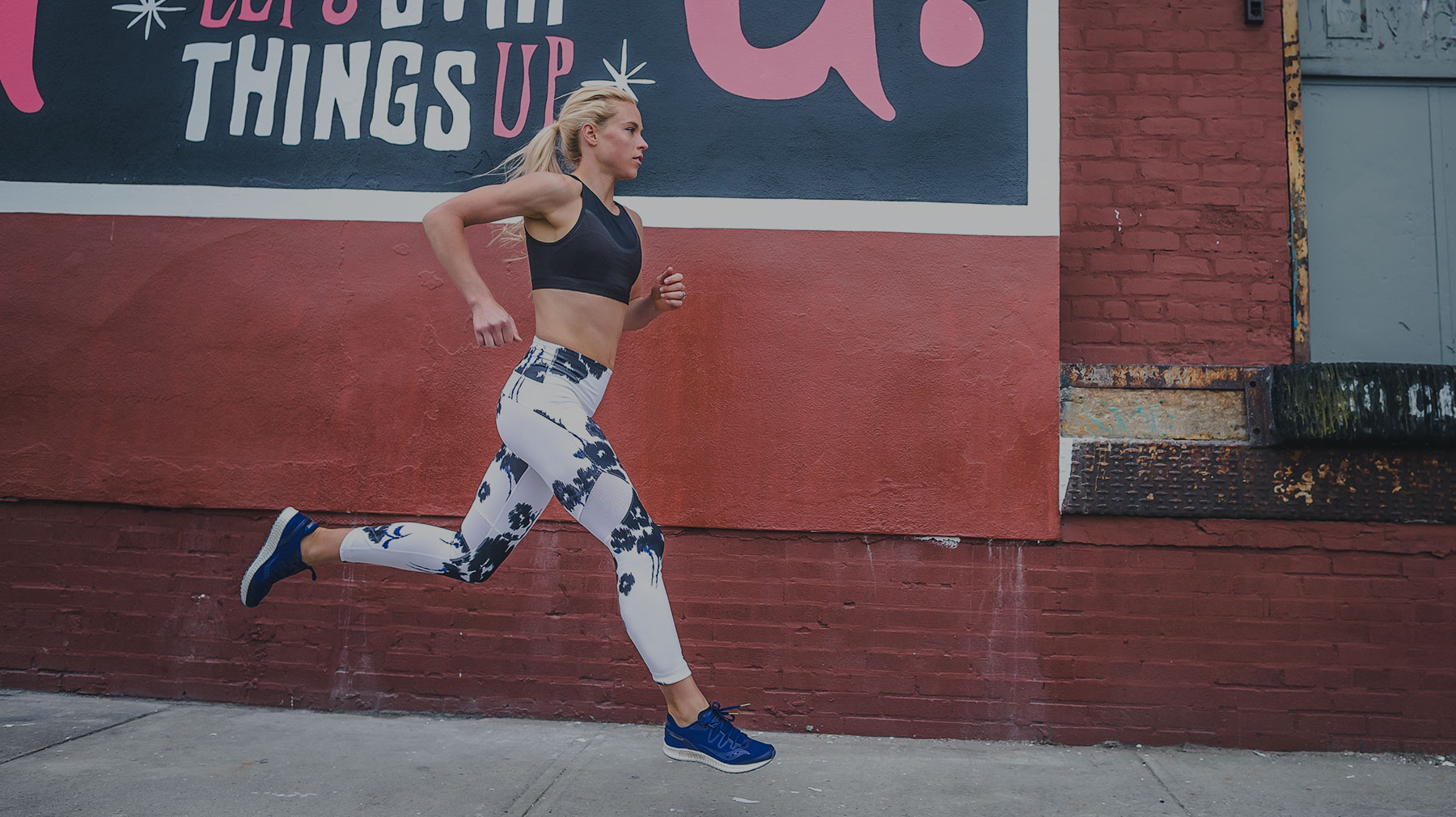 saucony life on the run joggers