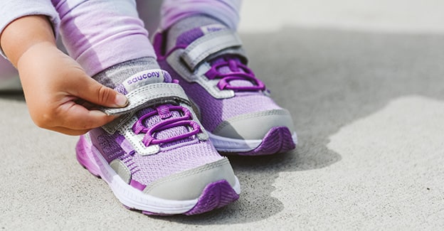 saucony kids shoes canada