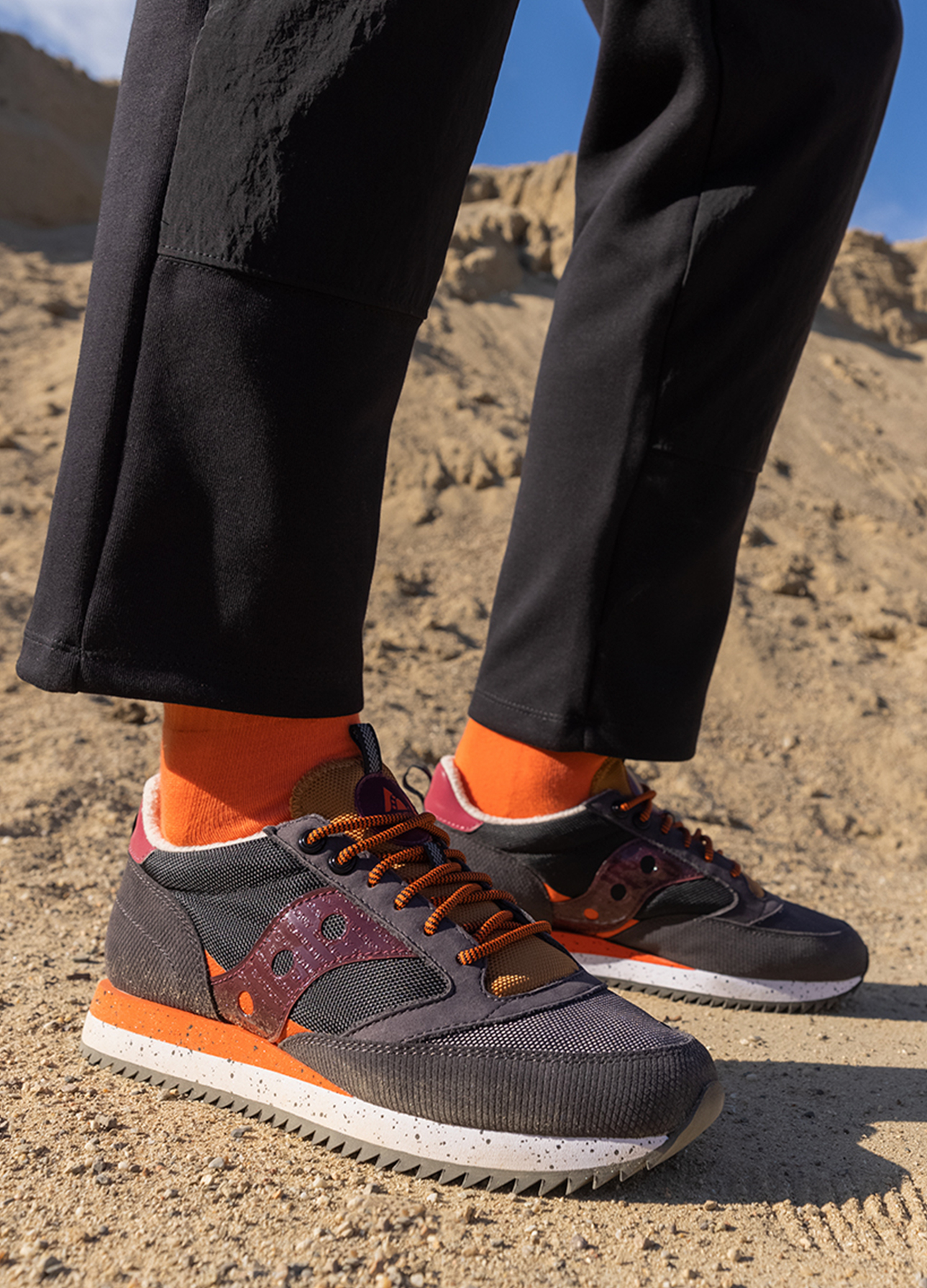 saucony casual shoes