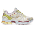Various Saucony shoes