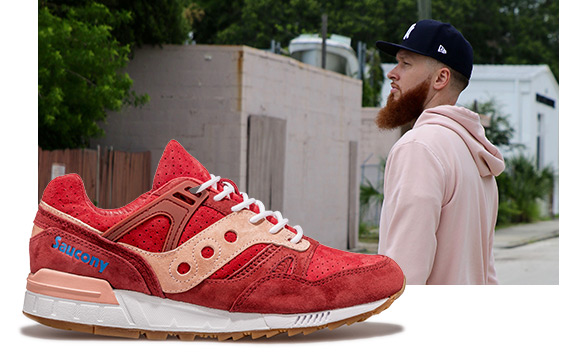 Custom saucony top
